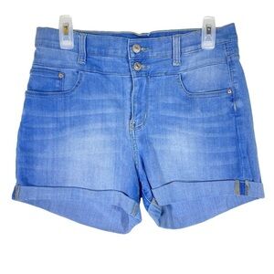Wallflower size 13 the sassy fit mid rise  stretchy denim jean cuffed shorts